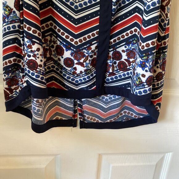 Andrea Missy Blouse Women’s Large Sleeveless Chevron Floral Colorful Slit Bottom - Picture 5 of 10